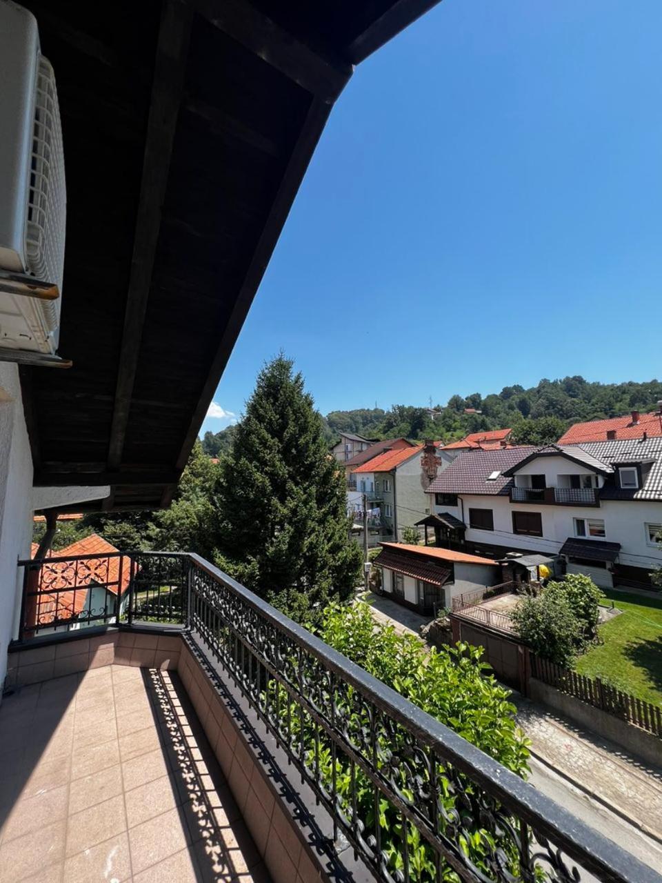 Hostel Tuzla Exteriér fotografie