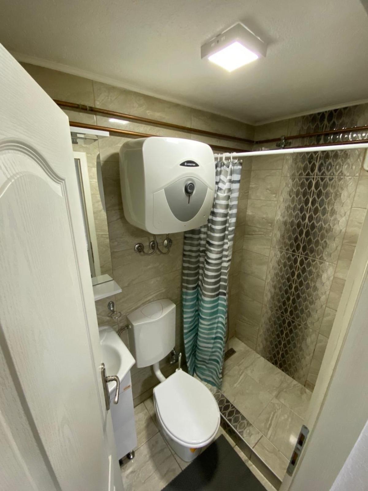 Hostel Tuzla Exteriér fotografie
