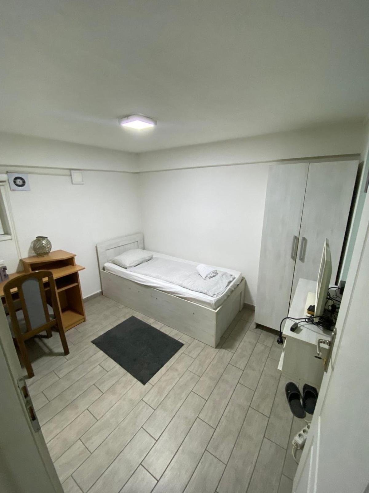 Hostel Tuzla Exteriér fotografie