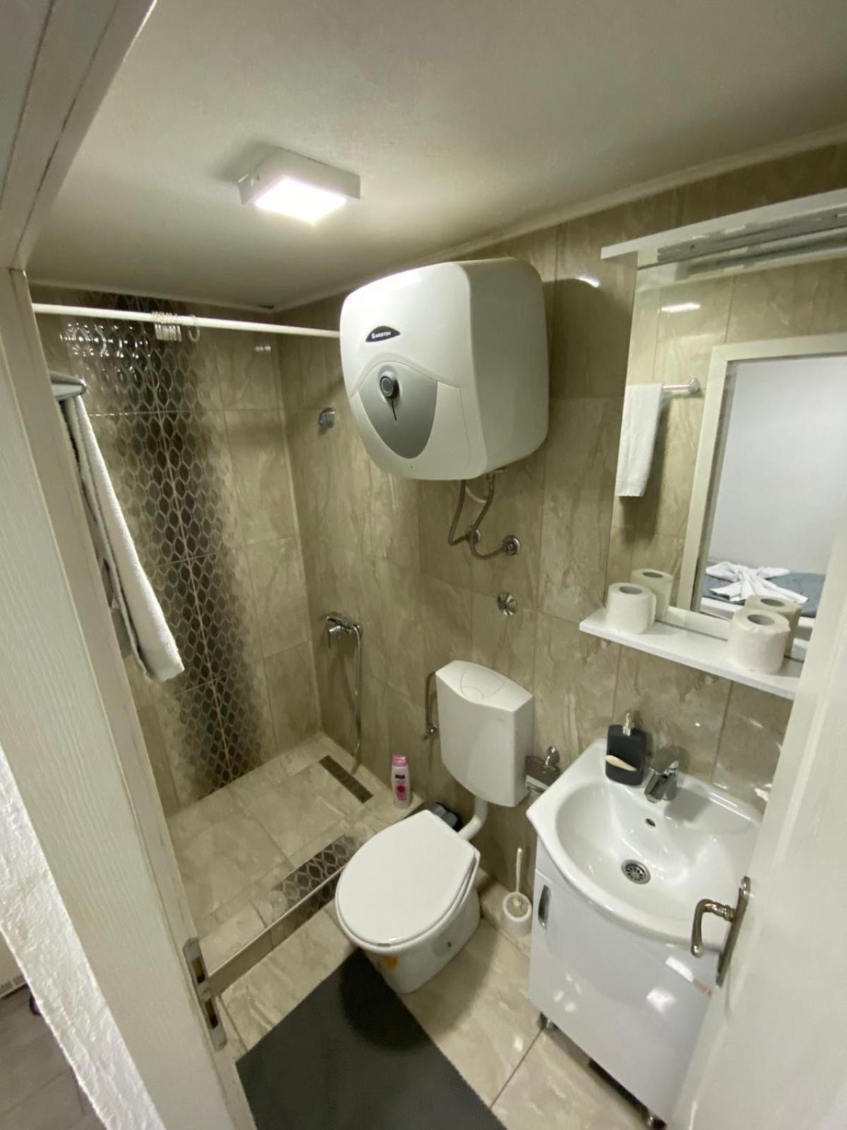 Hostel Tuzla Exteriér fotografie